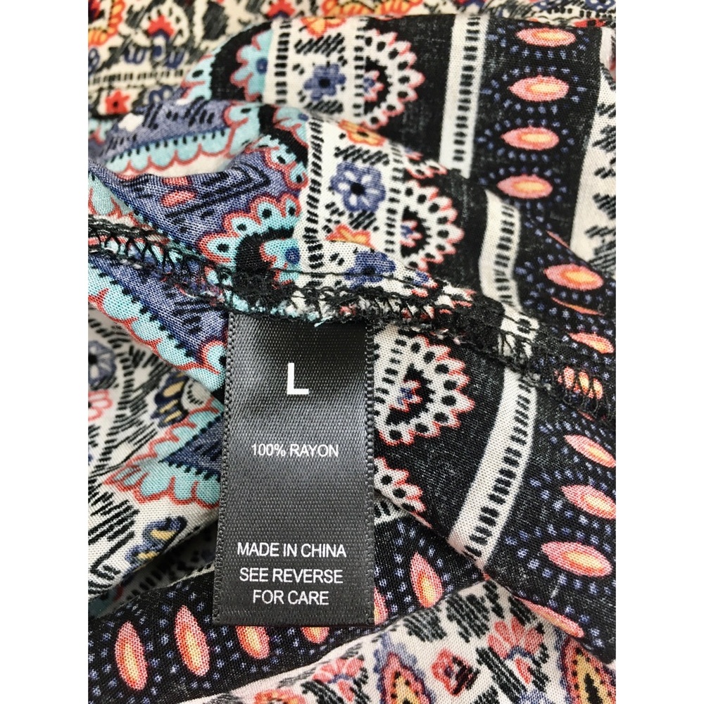 BKE Boho Rhinestone Tunic Top - Picture 12 of 16
